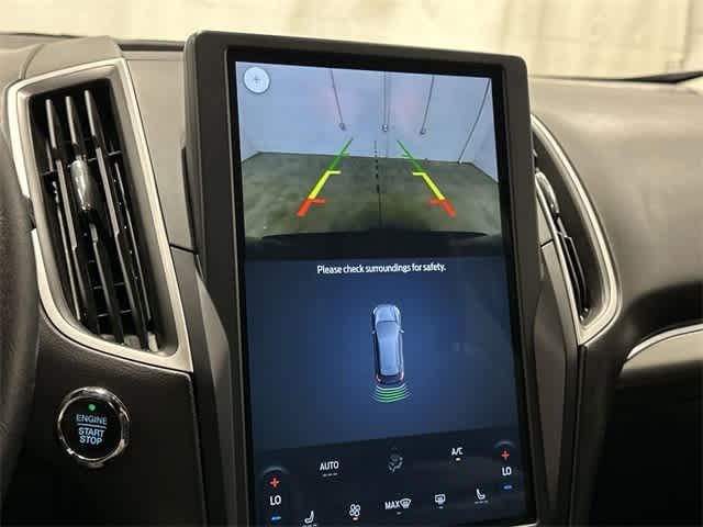 Thumbnail: 2022 Ford Edge - 23