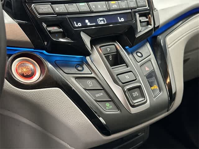 Thumbnail: 2023 Honda Odyssey - 25