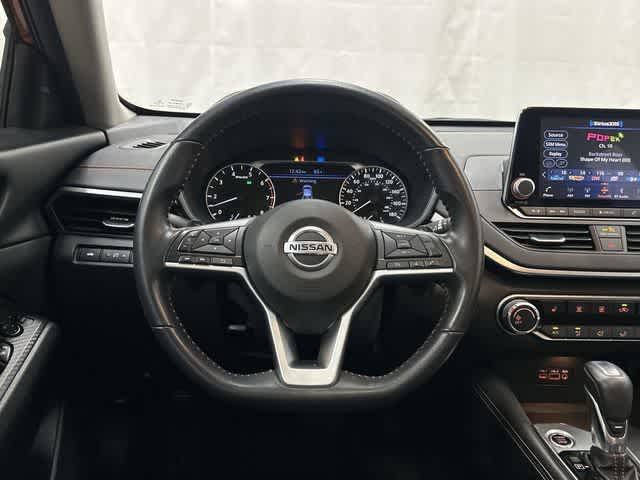 Thumbnail: 2022 Nissan Altima - 15