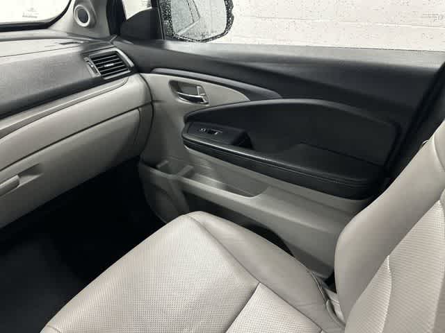 Thumbnail: 2023 Honda Ridgeline - 13