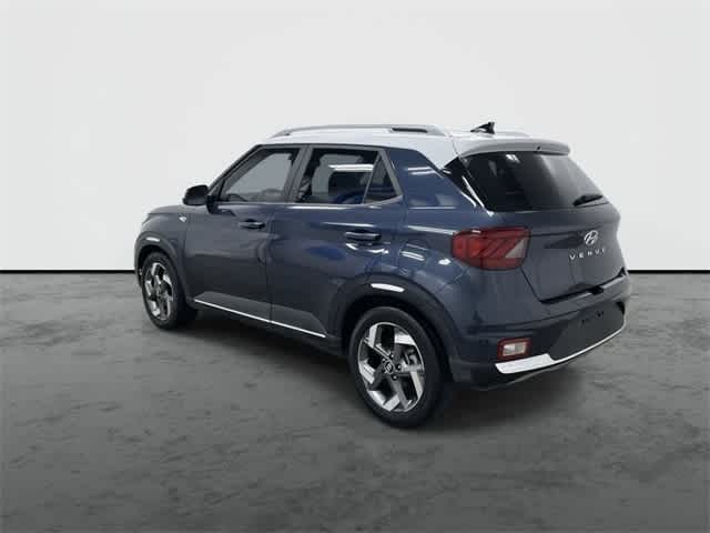 Thumbnail: 2022 Hyundai Venue - 9