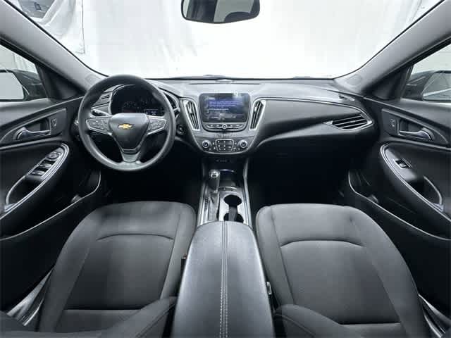 Thumbnail: 2020 Chevrolet Malibu - 13