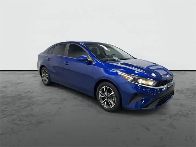 Thumbnail: 2023 Kia Forte - 5