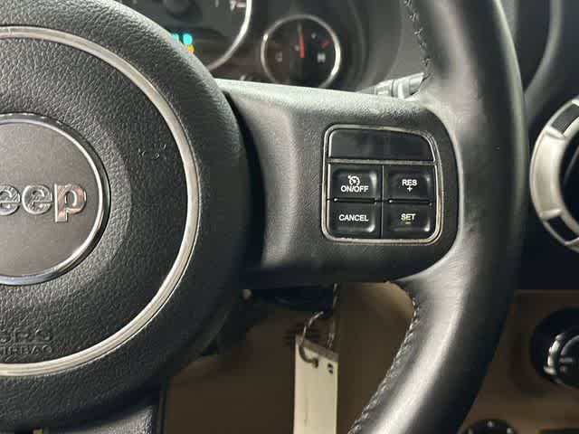 Thumbnail: 2011 Jeep Wrangler - 18