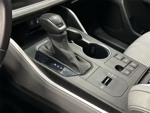 Thumbnail: 2023 Toyota Highlander - 23