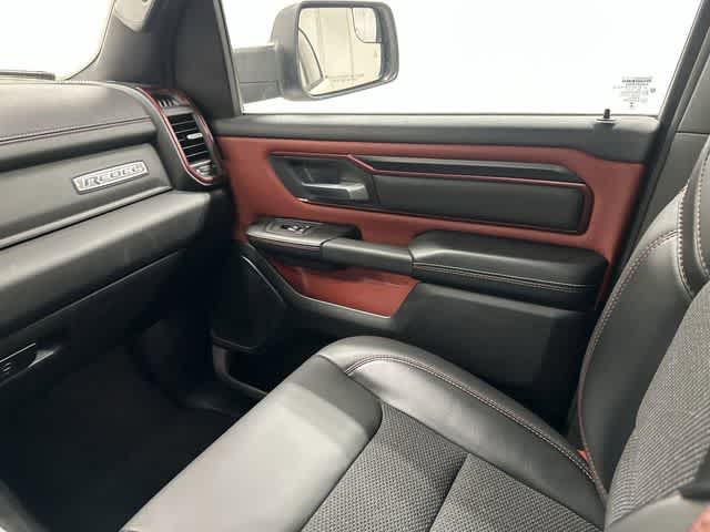 Thumbnail: 2025 RAM 1500 - 13