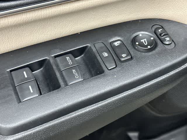 Thumbnail: 2018 Honda CR-V - 20