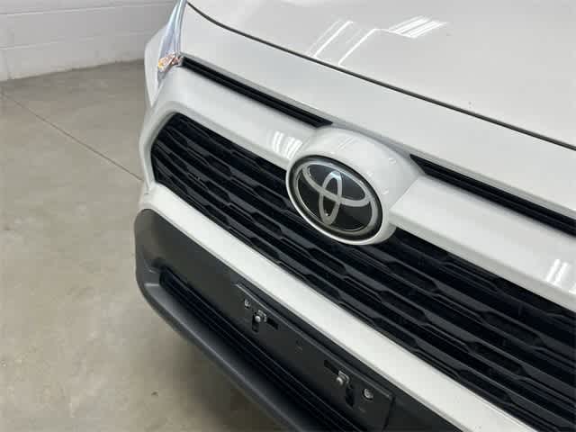 Thumbnail: 2020 Toyota RAV4 - 30
