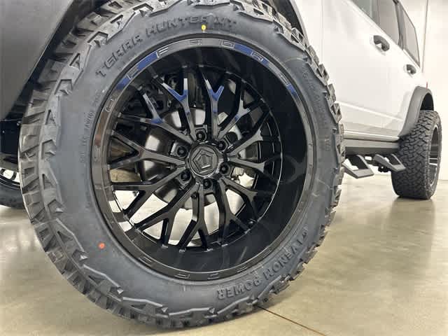 Thumbnail: 2025 Ford Bronco - 29