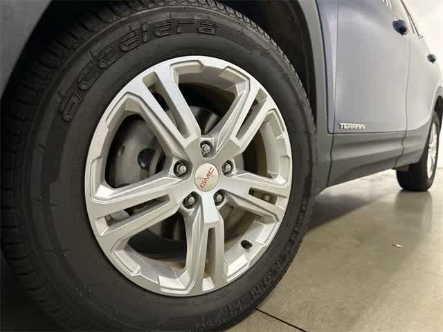 Thumbnail: 2020 GMC Terrain - 28