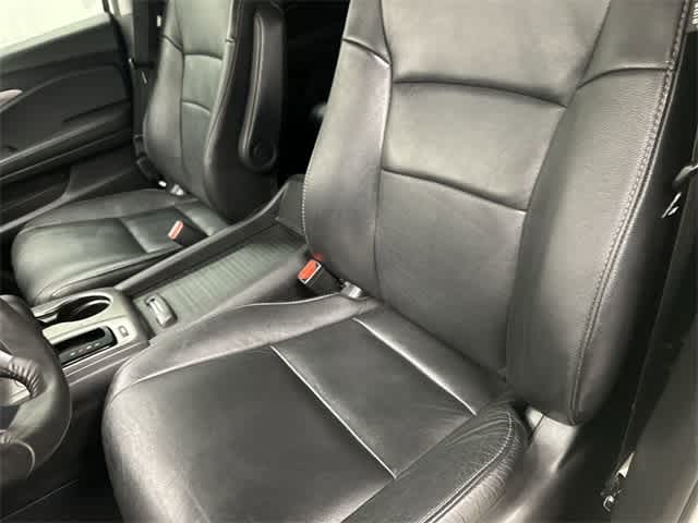 Thumbnail: 2018 Honda Pilot - 10