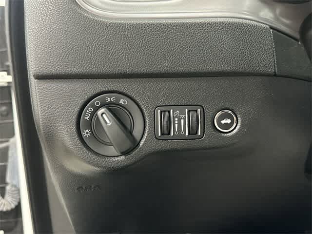 Thumbnail: 2023 Dodge Charger - 19