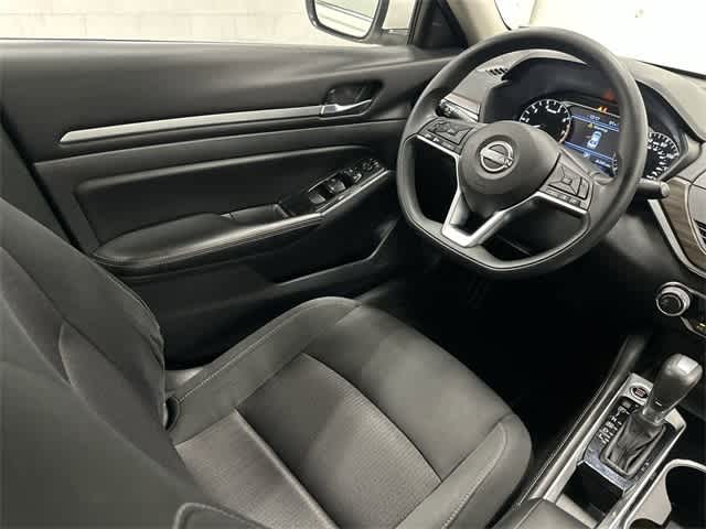 Thumbnail: 2023 Nissan Altima - 12