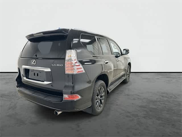 2022 Lexus GX 460 Premium photo 3