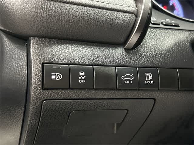 Thumbnail: 2020 Toyota Camry - 19