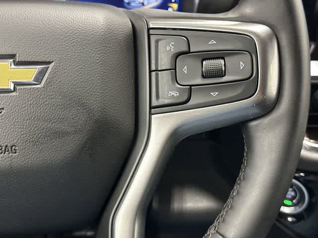 Thumbnail: 2024 Chevrolet Silverado 1500 - 18
