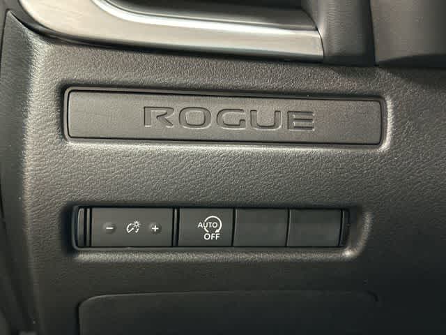 Thumbnail: 2023 Nissan Rogue - 19