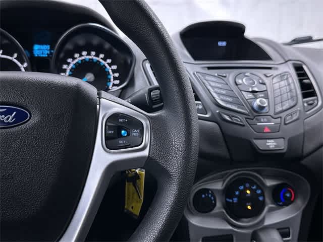2019 Ford Fiesta SE 18