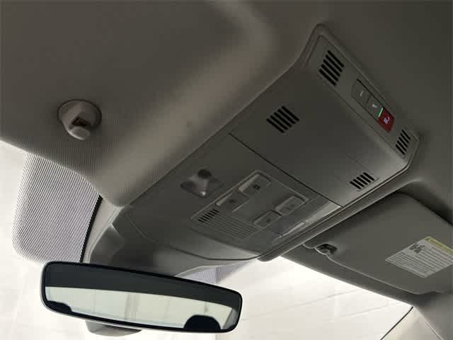 Thumbnail: 2024 Volkswagen Jetta - 21