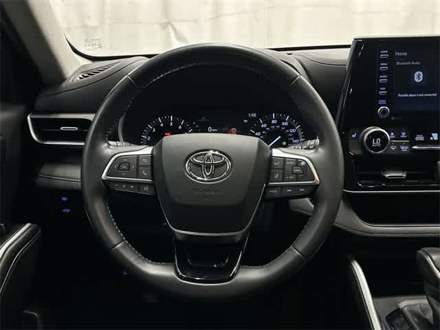 Thumbnail: 2020 Toyota Highlander - 15