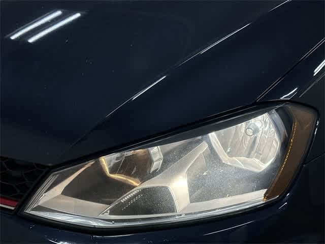 Thumbnail: 2016 Volkswagen Golf - 31