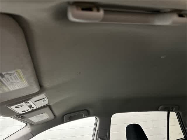 Thumbnail: 2015 Toyota RAV4 - 27