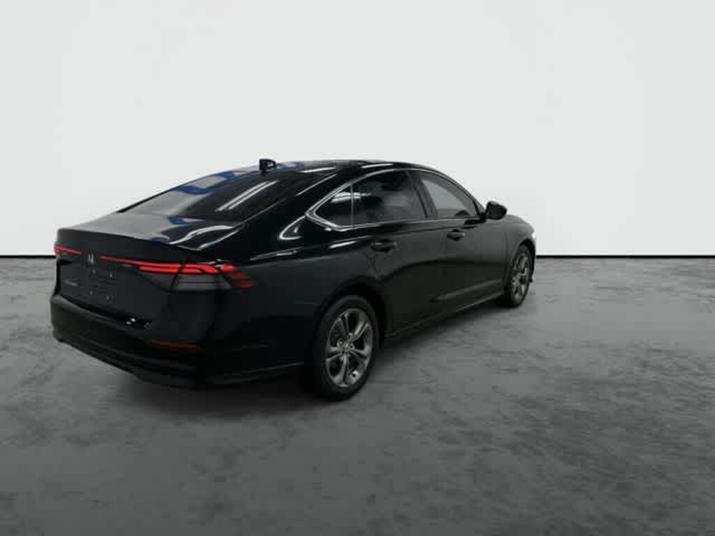 Used 2024 Honda Accord EX Sedan