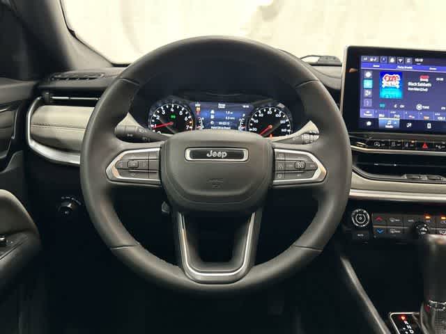 Thumbnail: 2025 Jeep Compass - 15