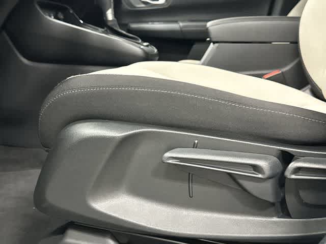 2026 Honda CR-V LX - Photo 25