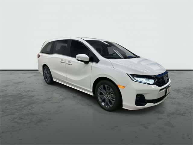 Thumbnail: 2026 Honda Odyssey - 5