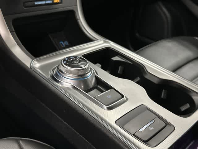 Thumbnail: 2022 Ford Edge - 24