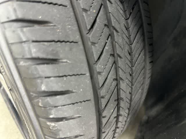 Thumbnail: 2021 Toyota Camry - 30