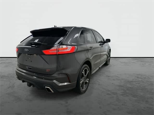 2019 Ford Edge ST photo 2