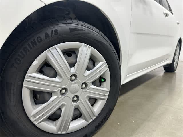 Thumbnail: 2023 Kia Rio - 28