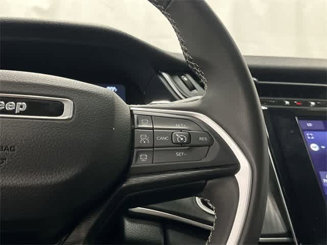 Thumbnail: 2023 Jeep Grand Cherokee - 18