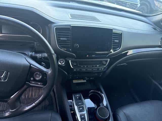 Thumbnail: 2021 Honda Pilot - 8