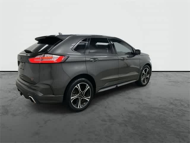 2019 Ford Edge ST photo 3