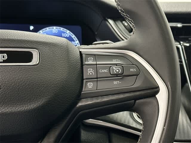 Thumbnail: 2023 Jeep Grand Cherokee - 18