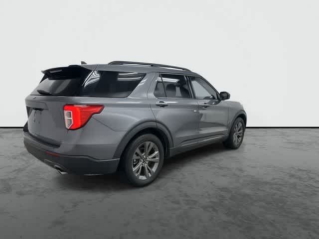 Thumbnail: 2021 Ford Explorer - 3