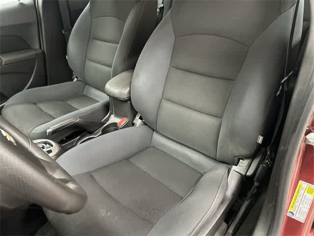 Thumbnail: 2016 Chevrolet Cruze - 10