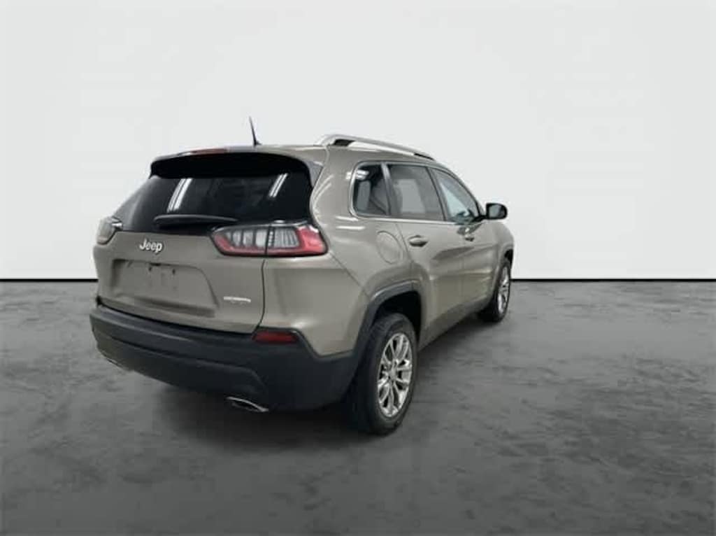 Used 2019 Jeep Cherokee Latitude Plus FWD SUV