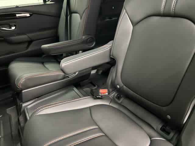 Thumbnail: 2026 Honda Pilot - 11