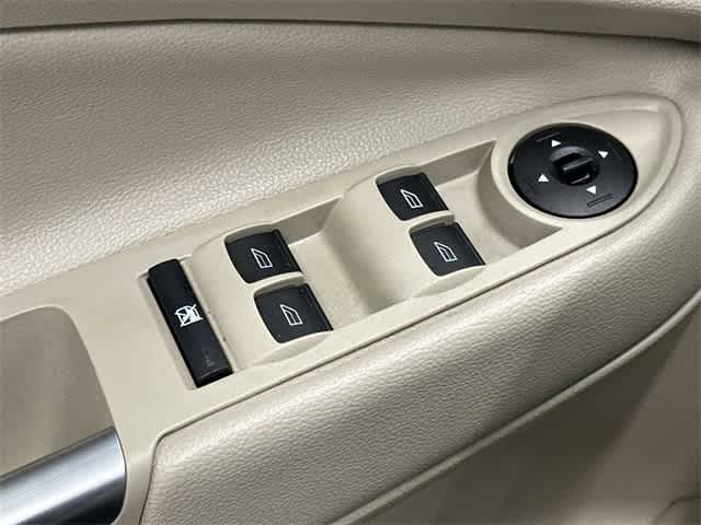 Thumbnail: 2018 Ford Escape - 20