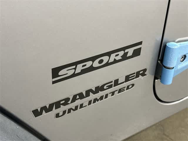 Thumbnail: 2015 Jeep Wrangler - 27