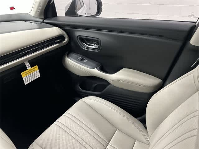 Thumbnail: 2026 Honda HR-V - 13