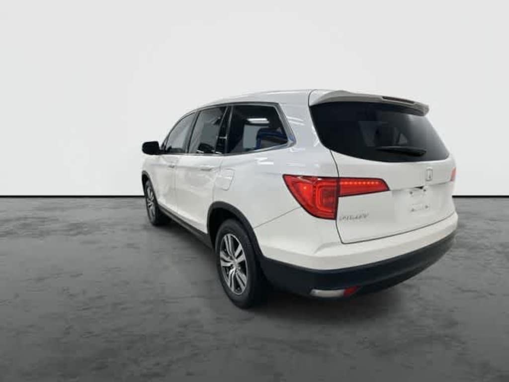 Used 2017 Honda Pilot EX FWD SUV