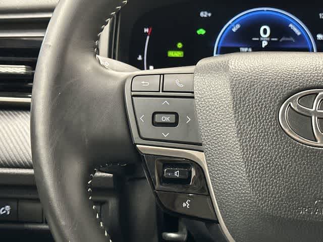 Thumbnail: 2025 Toyota Camry - 17