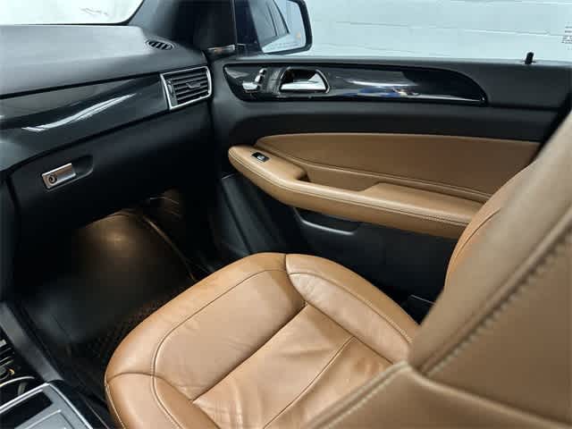 Thumbnail: 2018 Mercedes-Benz GLE - 13