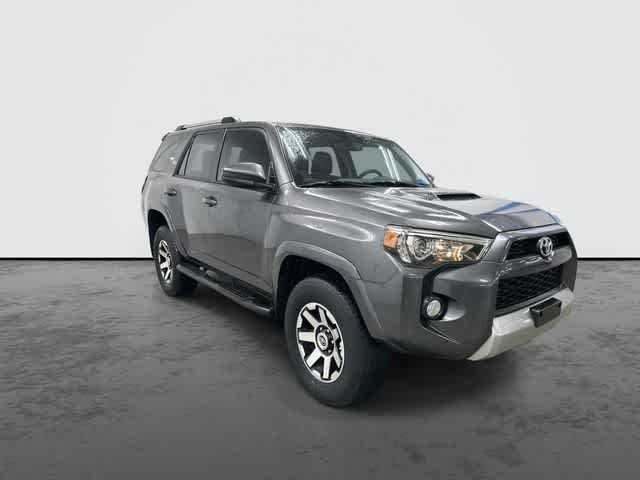 Thumbnail: 2018 Toyota 4Runner - 6