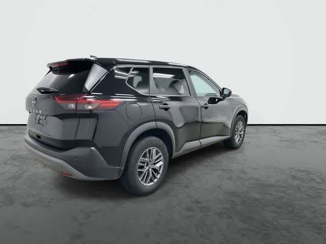 Thumbnail: 2023 Nissan Rogue - 4